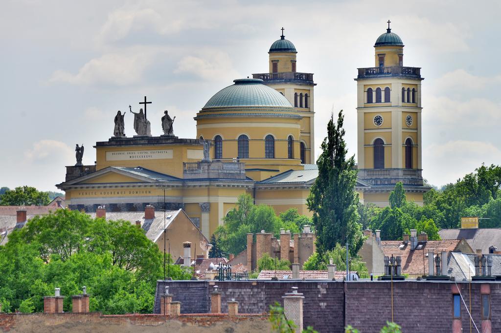 Enjoy Apartman Эгер Экстерьер фото